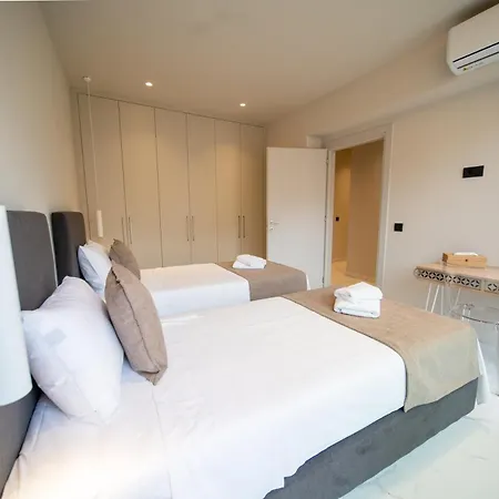 Imperial House - Center - Sleeps 8 Holiday home