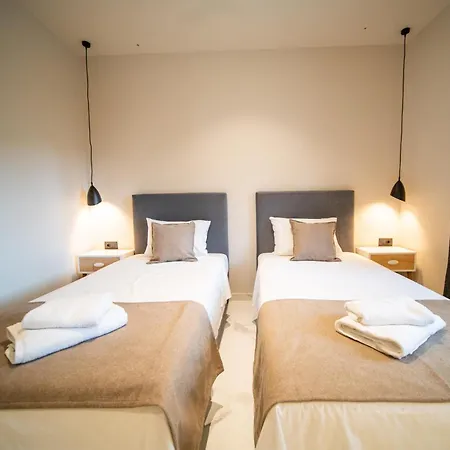 Imperial House - Center - Sleeps 8 Hersonissos (Crete)