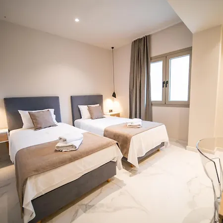 Imperial House - Center - Sleeps 8 Holiday home